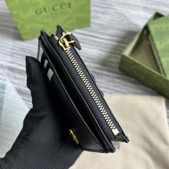 GUCCI 657589