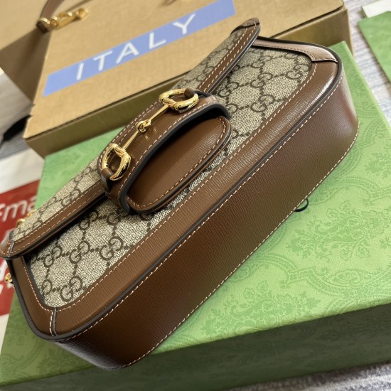 GUCCI 735178.