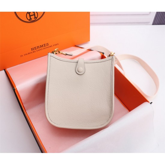 HERMES B639450