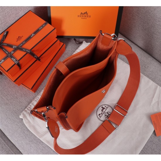 HERMES D886330