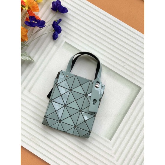 ISSEY MIYAKE D886140