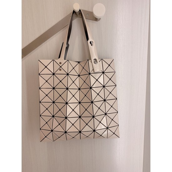 ISSEY MIYAKE D886120