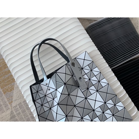 ISSEY MIYAKE D886150