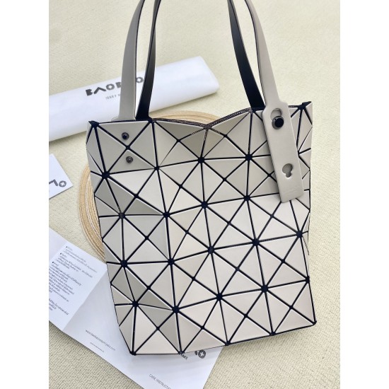 ISSEY MIYAKE D886160