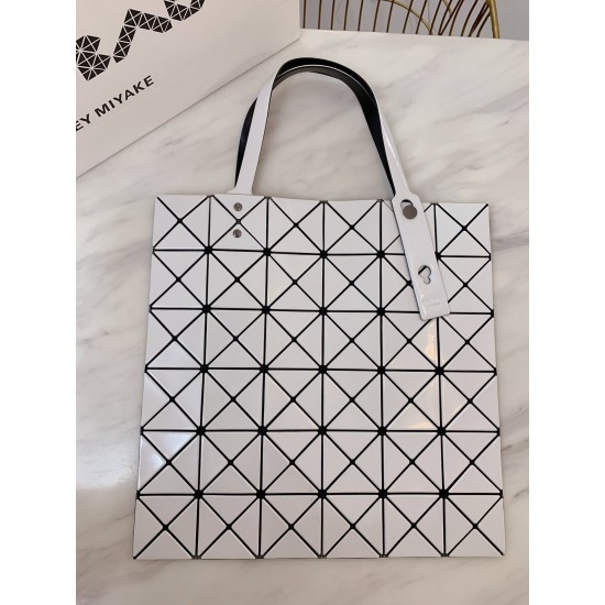 ISSEY MIYAKE D886120