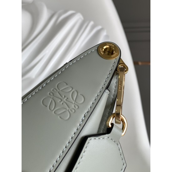 Loewe D886700