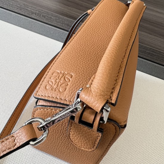 Loewe D886530