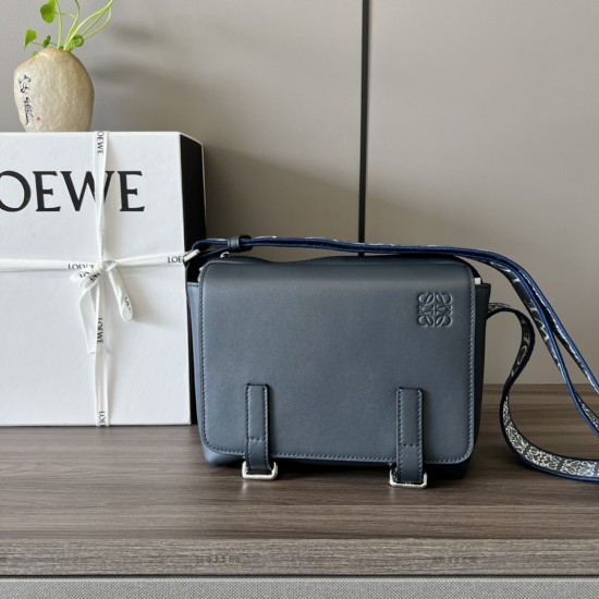 Loewe  D886650