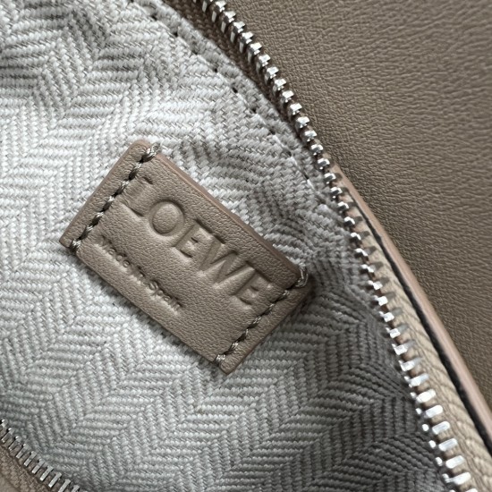 Loewe  D886680