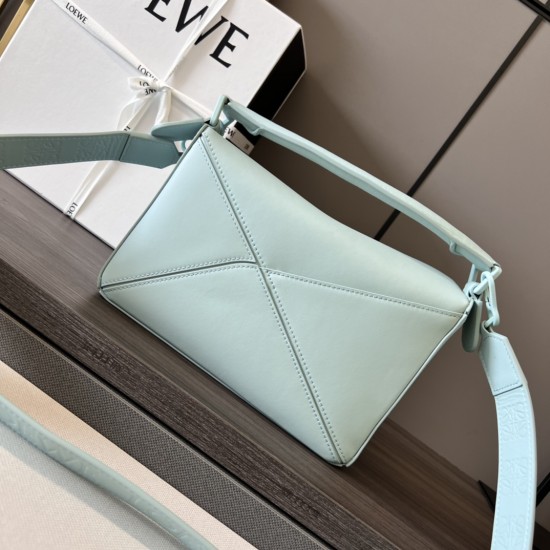 Loewe D886560