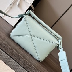 Loewe D886700