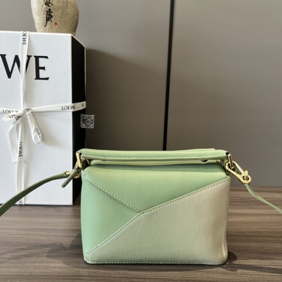 Loewe D886580