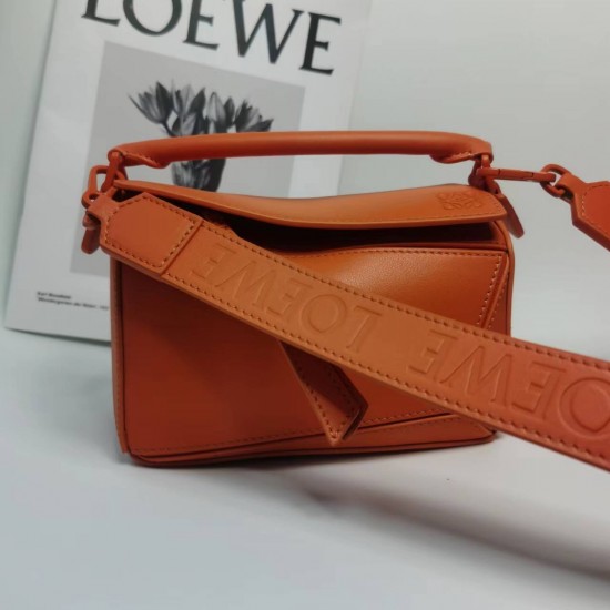 Loewe D886560