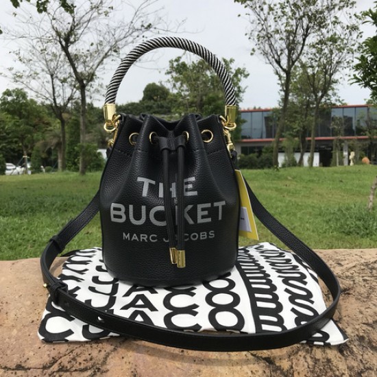 MARC JACOBS TOTE 19*19*23cm