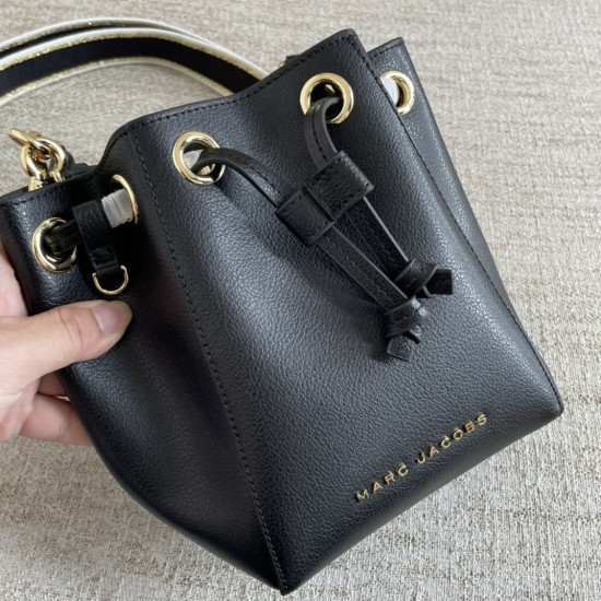 MARC JACOBS TOTE