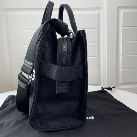 MARC JACOBS TOTE