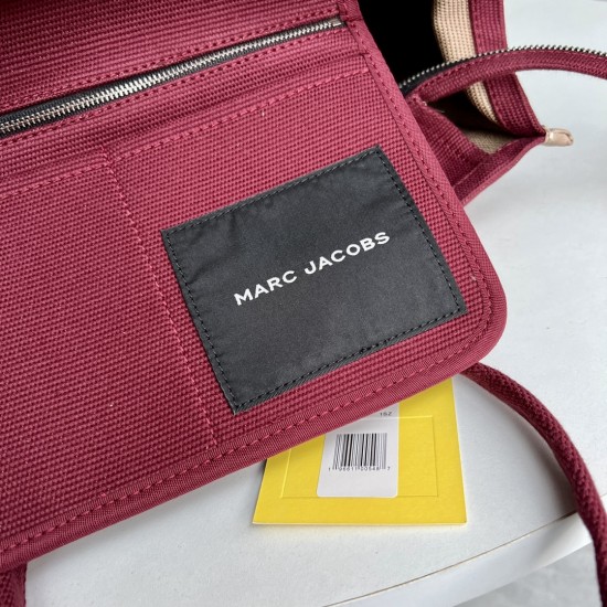 MARC JACOBS TOTE 41*34*15