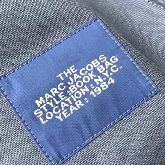 MARC JACOBS TOTE