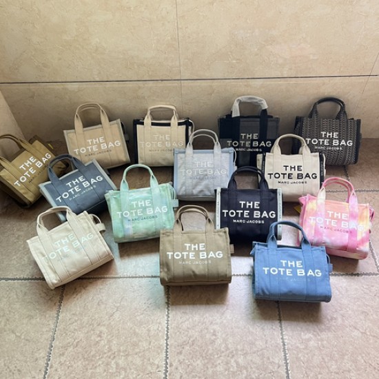 MARC JACOBS TOTE