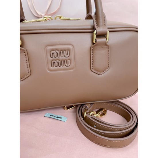 MiuMiu D886980