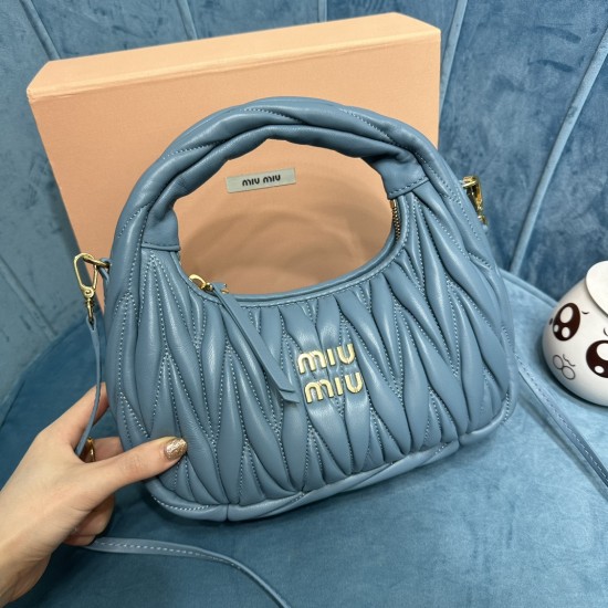 MiuMiu  D886950