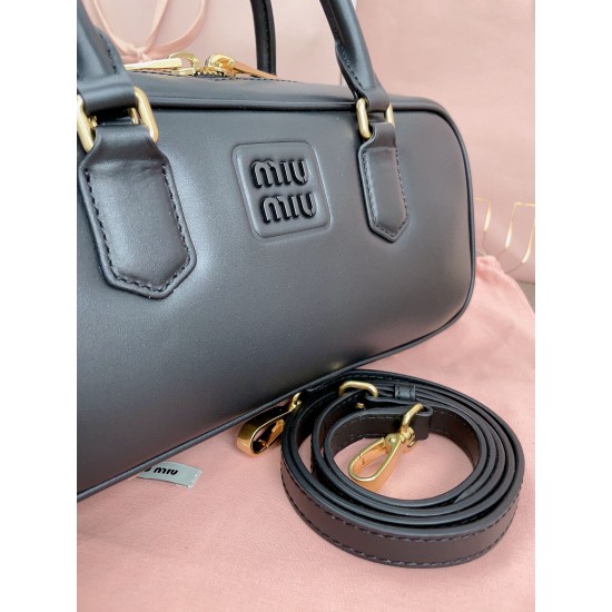 MiuMiu D886980