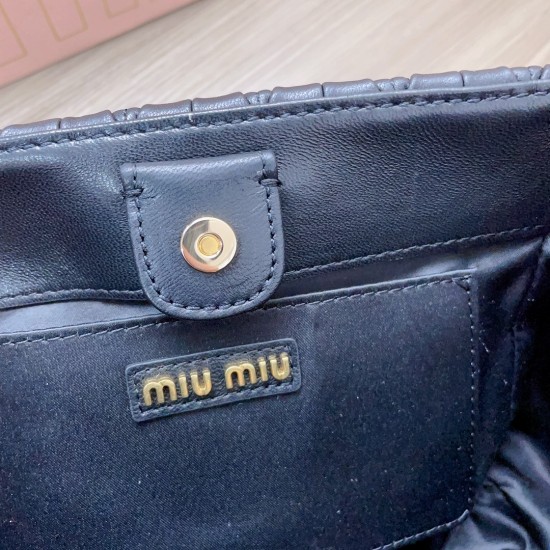 MiuMiu D886980