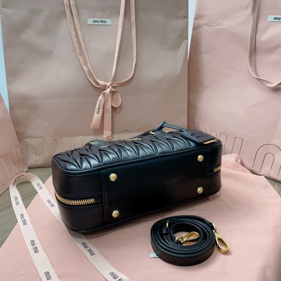 MiuMiu D8861080