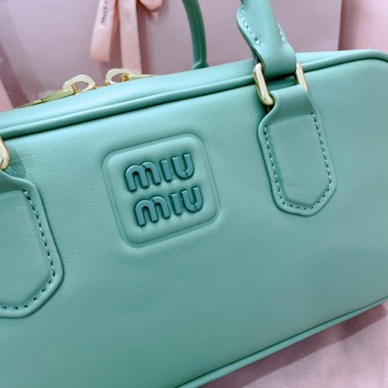 MiuMiu D886980