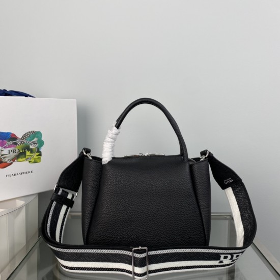 PRADA P00780