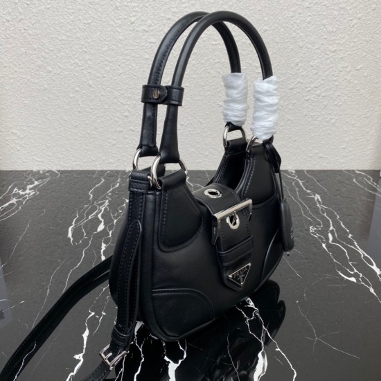 PRADA  P00670