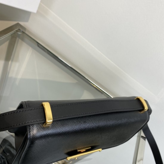 PRADA P00550