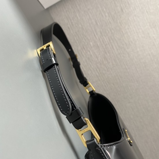 PRADA P00550