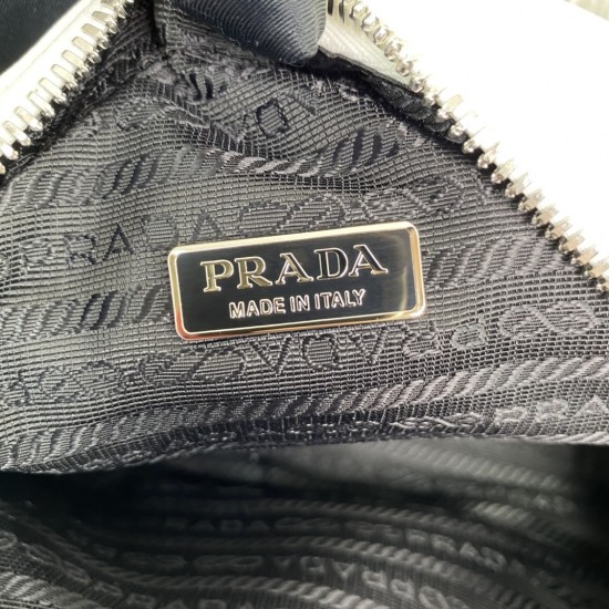 PRADA P00600