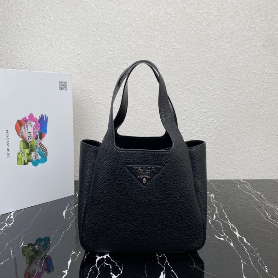 PRADA P00700