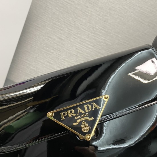 PRADA P00550