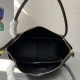 PRADA  P00670