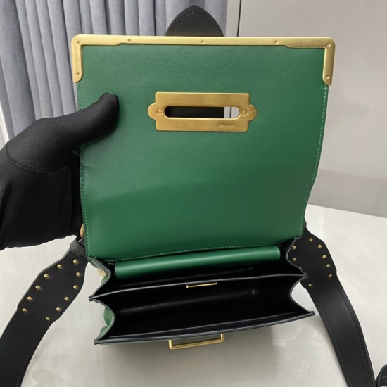 PRADA P00800