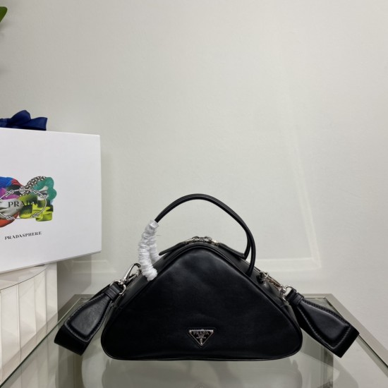 PRADA P00600