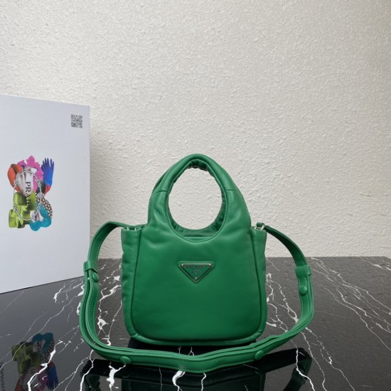 PRADA P00600