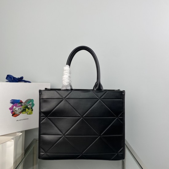 PRADA P00750