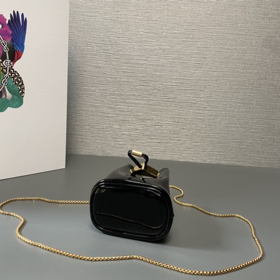 PRADA P00360