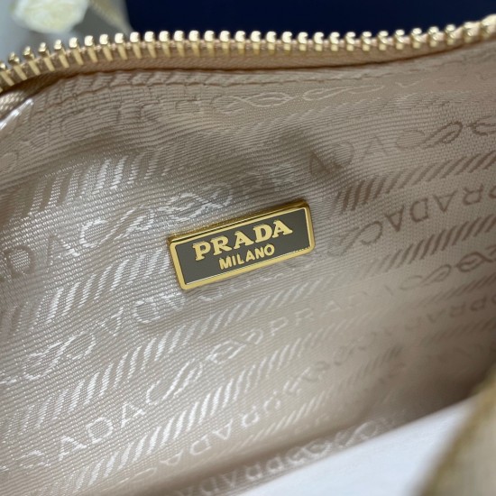 PRADA P00650