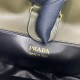 PRADA  P00600