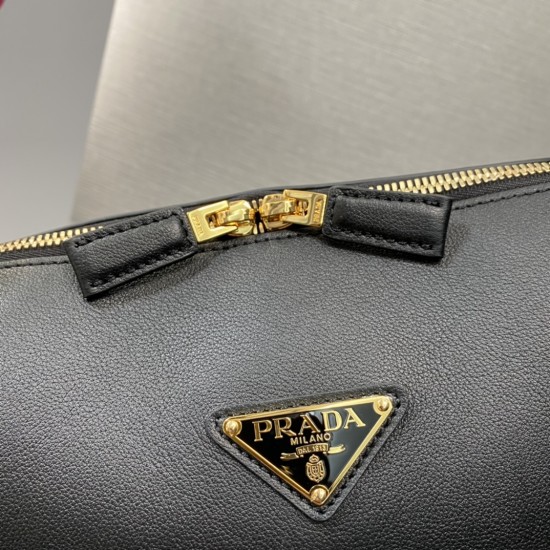 PRADA  P00670