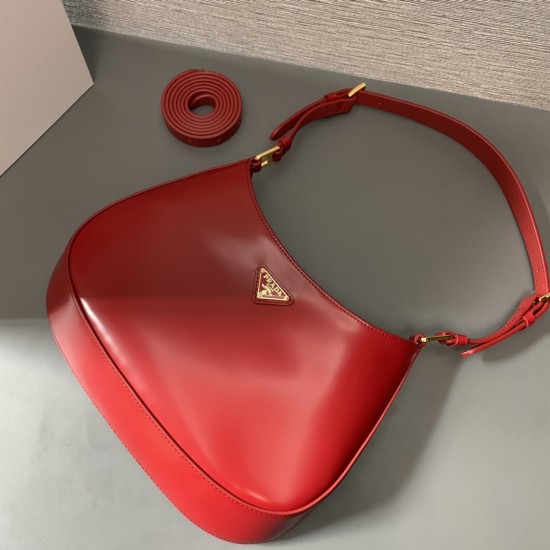 PRADA  P00550