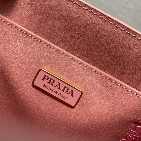 PRADA P00570