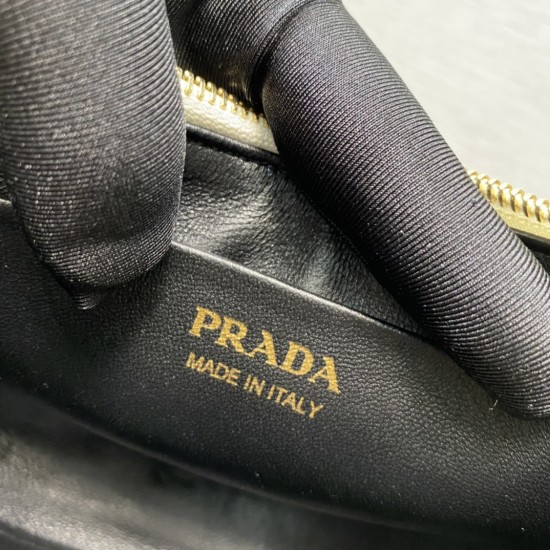 PRADA P00630