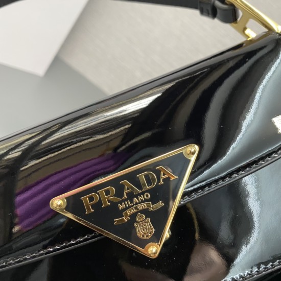 PRADA P00880