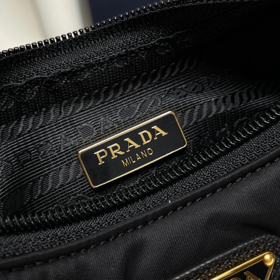 PRADA  P00220